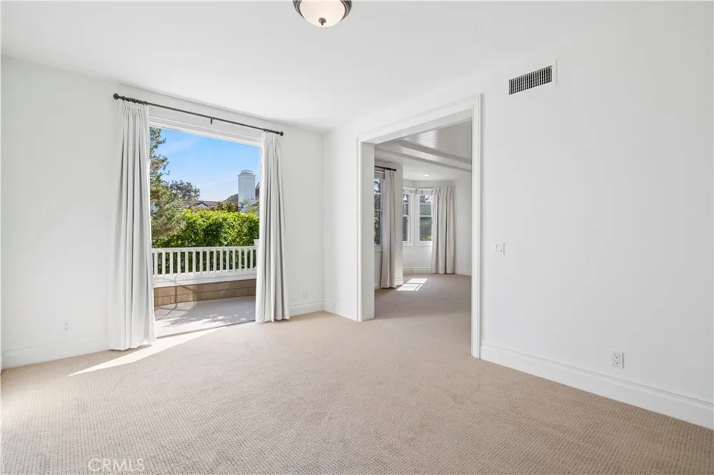 15 Jupiter Hills Drive Newport Beach, CA 92660