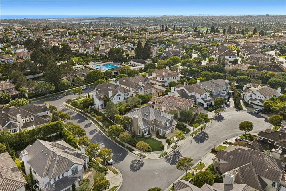 15 Jupiter Hills Drive Newport Beach, CA 92660