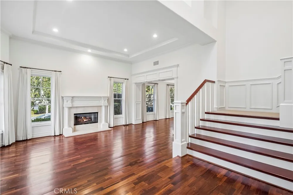 15 Jupiter Hills Drive Newport Beach, CA 92660