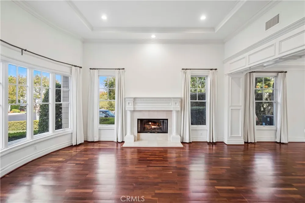 15 Jupiter Hills Drive Newport Beach, CA 92660
