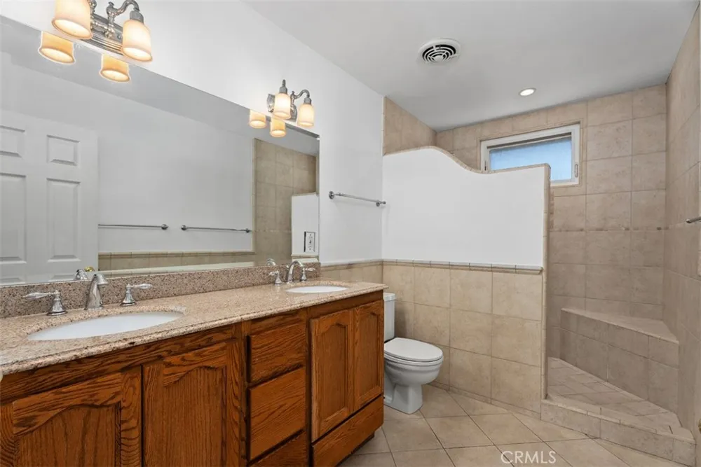 12 Satinwood Irvine, CA 92612