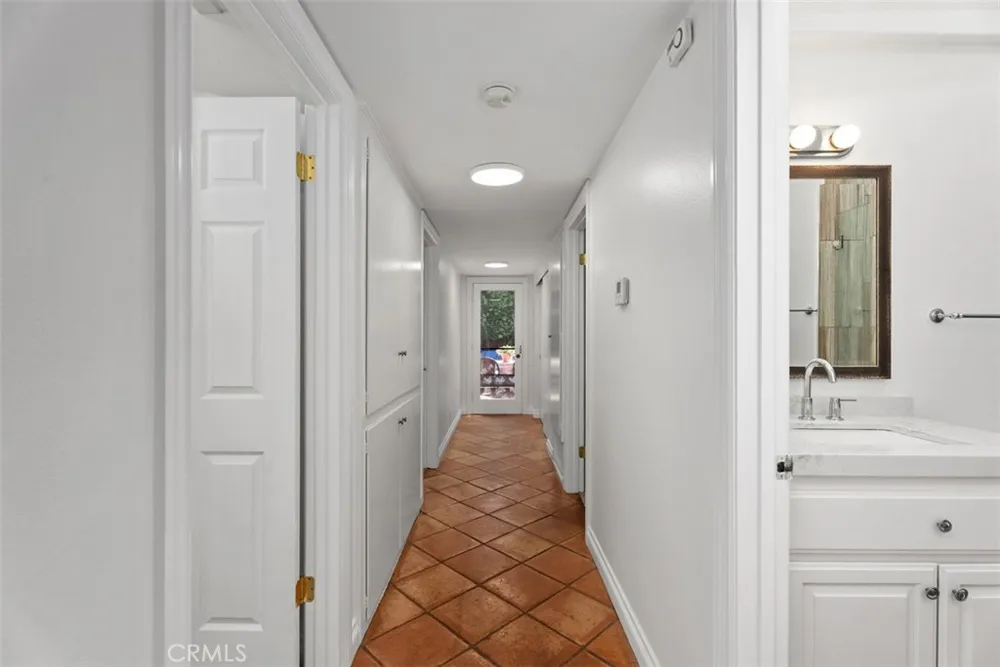 12 Satinwood Irvine, CA 92612