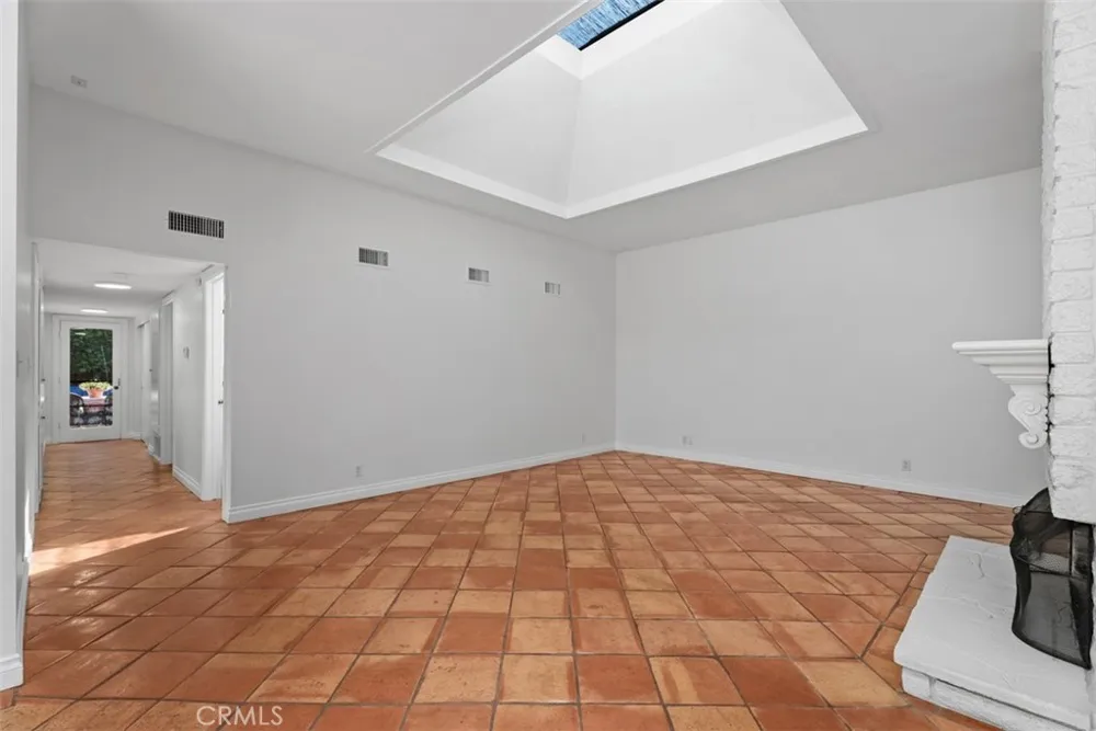12 Satinwood Irvine, CA 92612