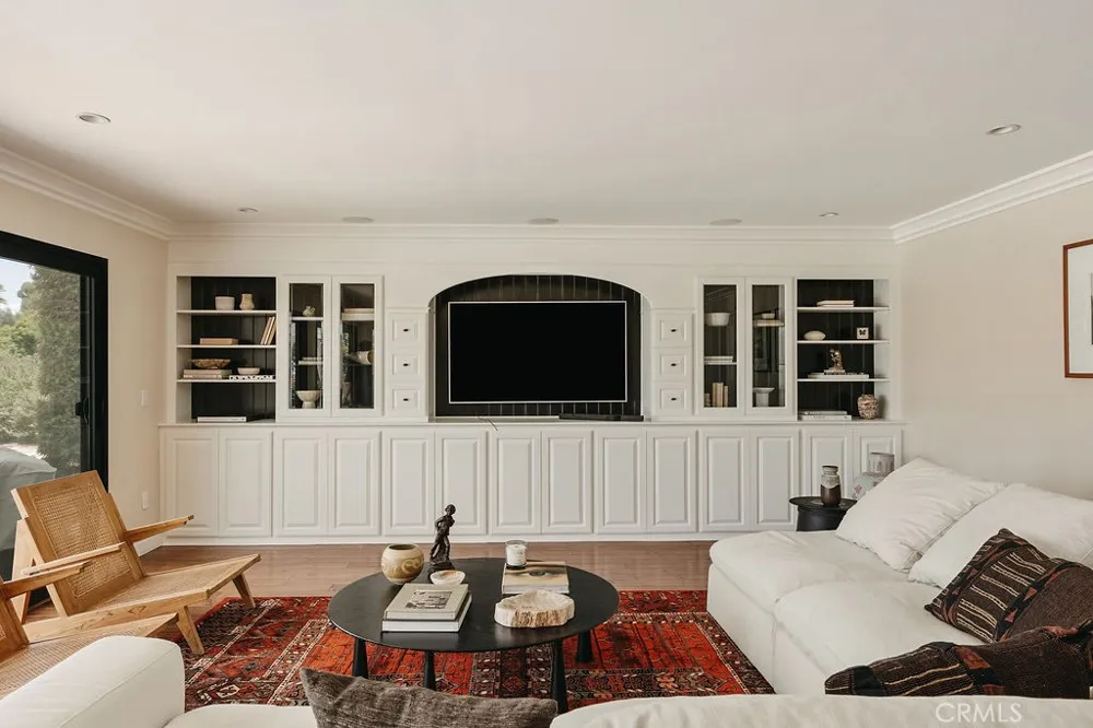 9781 Crestview Circle Villa Park, CA 92861