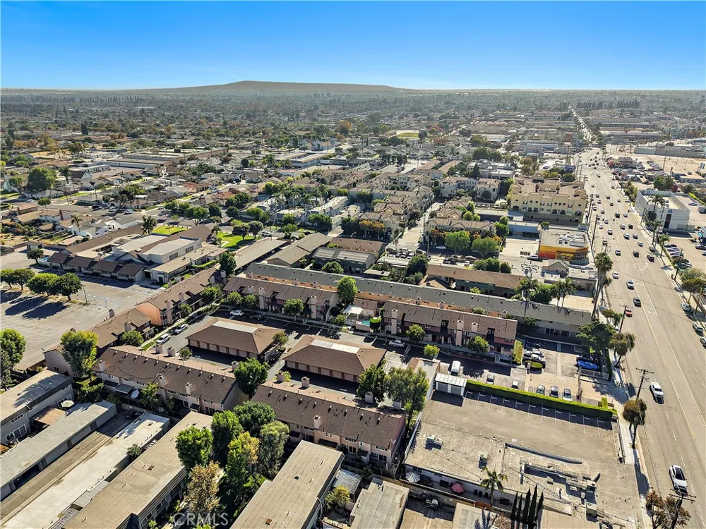 17614 Windward Terrace Bellflower, CA 90706