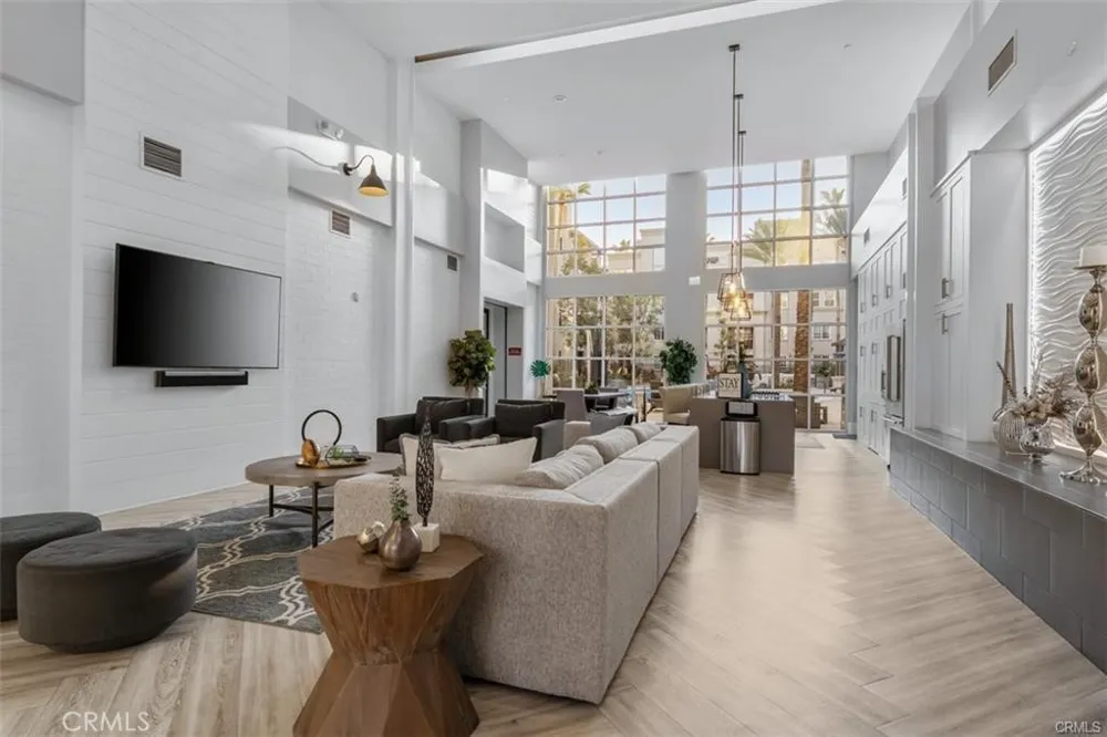 1434 Scholarship Irvine, CA 92612