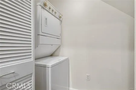 1434 Scholarship Irvine, CA 92612