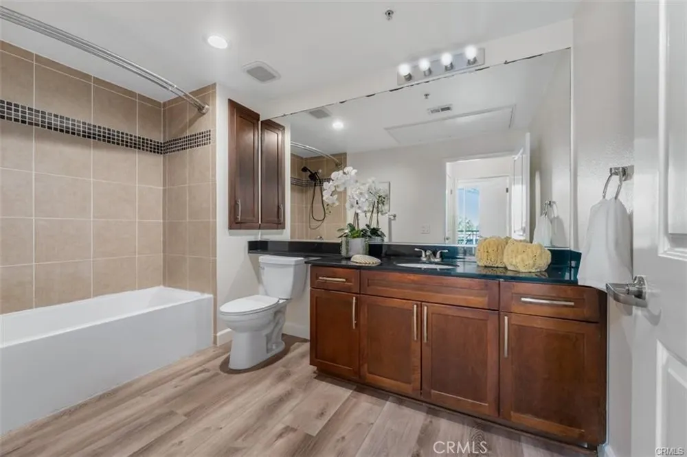 1434 Scholarship Irvine, CA 92612