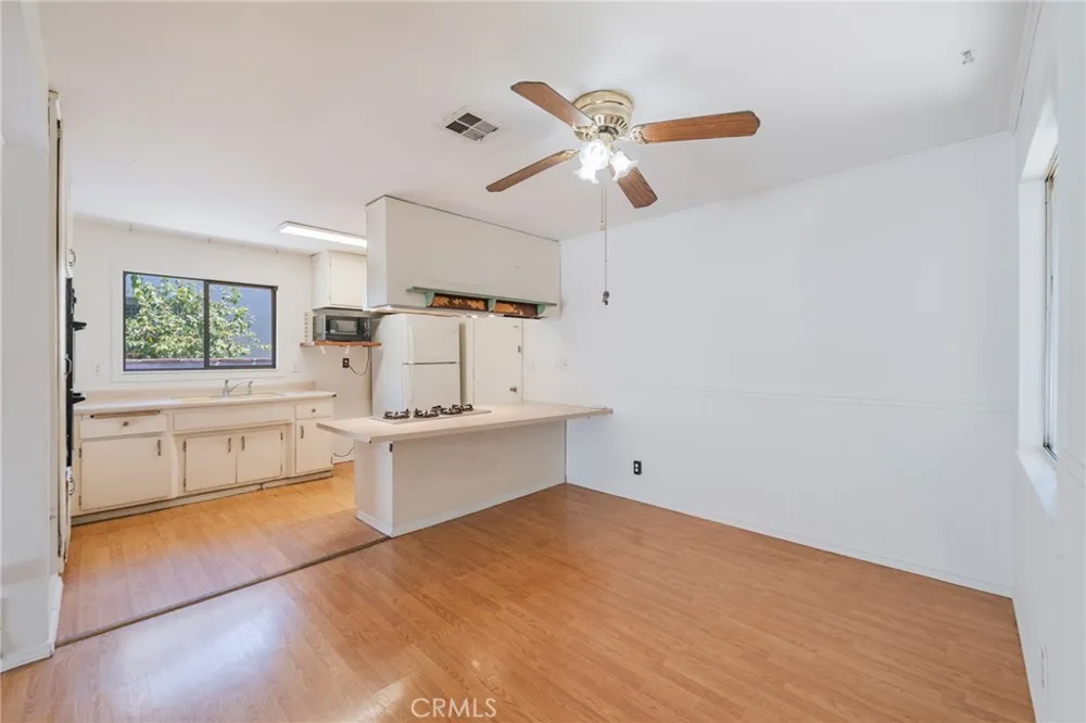 331 E. Olive Ave. La Habra, CA 90631