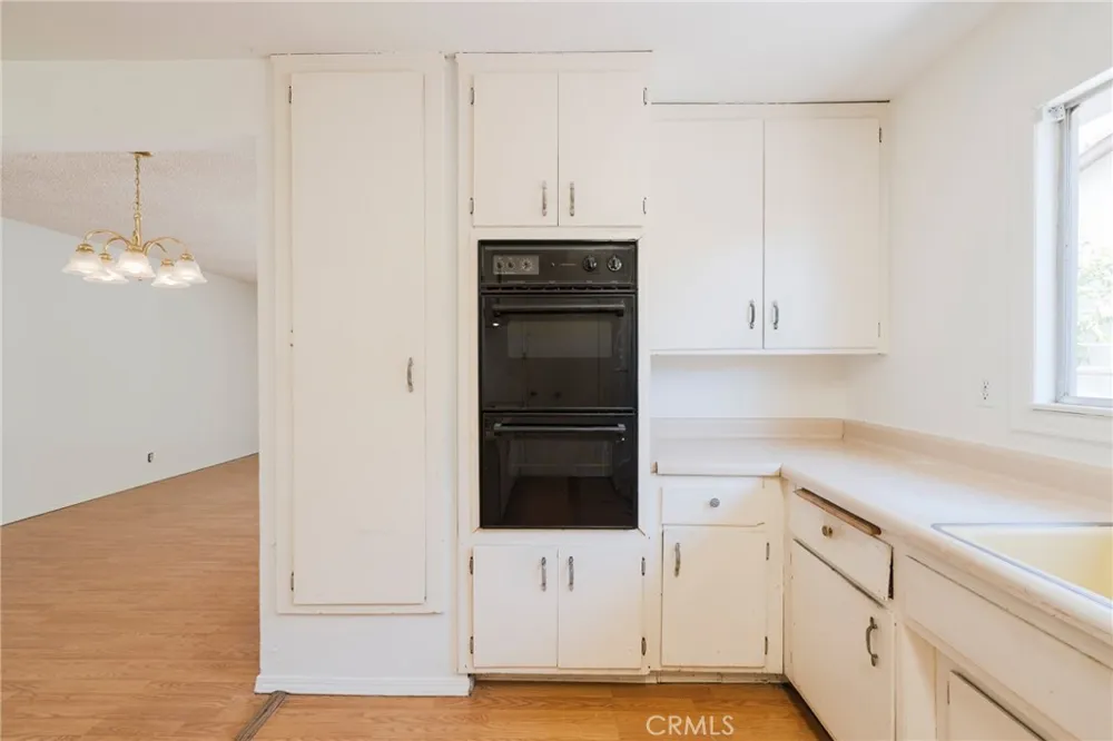 331 E. Olive Ave. La Habra, CA 90631