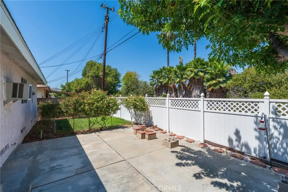 331 E. Olive Ave. La Habra, CA 90631
