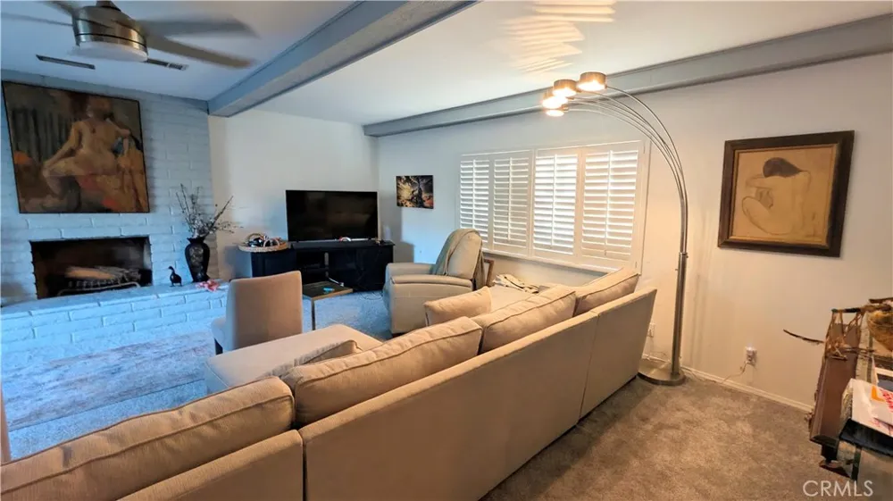 42151 Crest Hemet, CA 92544