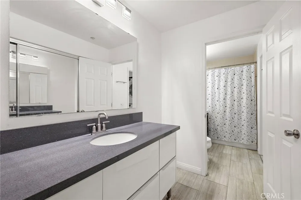 2960 Champion Way #410 Tustin, CA 92782