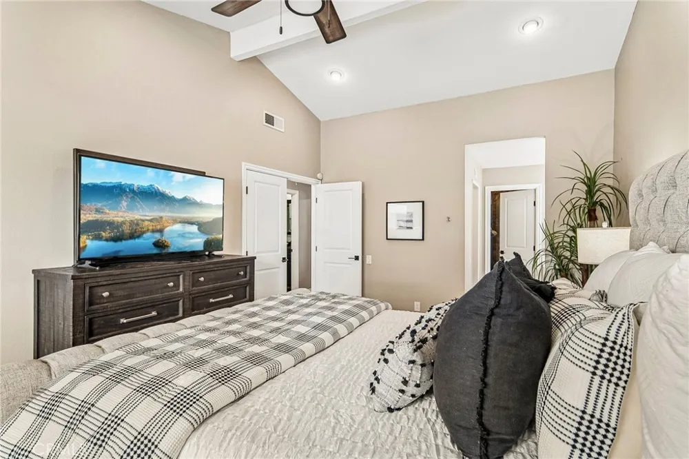 25281 Aldea Court Mission Viejo, CA 92691