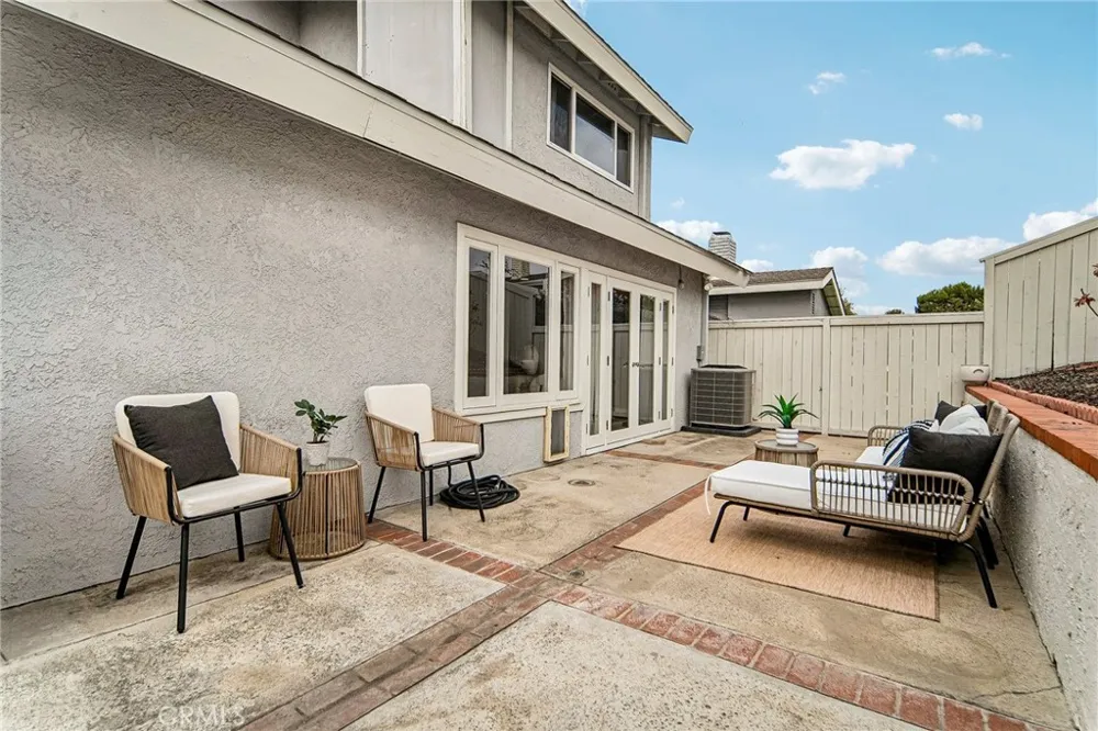 25281 Aldea Court Mission Viejo, CA 92691