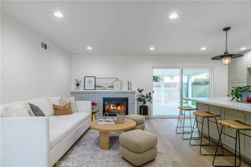 5382 Christal Garden Grove, CA 92845