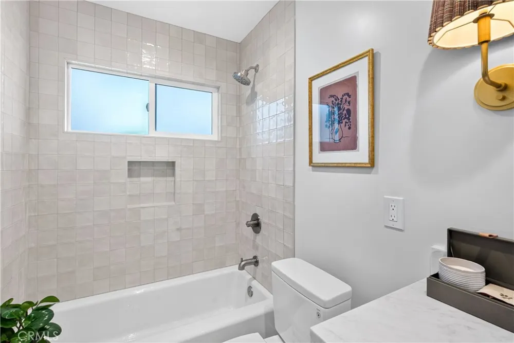 5382 Christal Garden Grove, CA 92845
