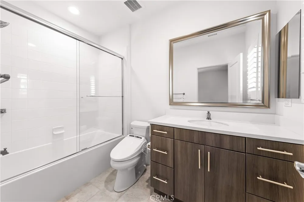 57 Lowland Irvine, CA 92602