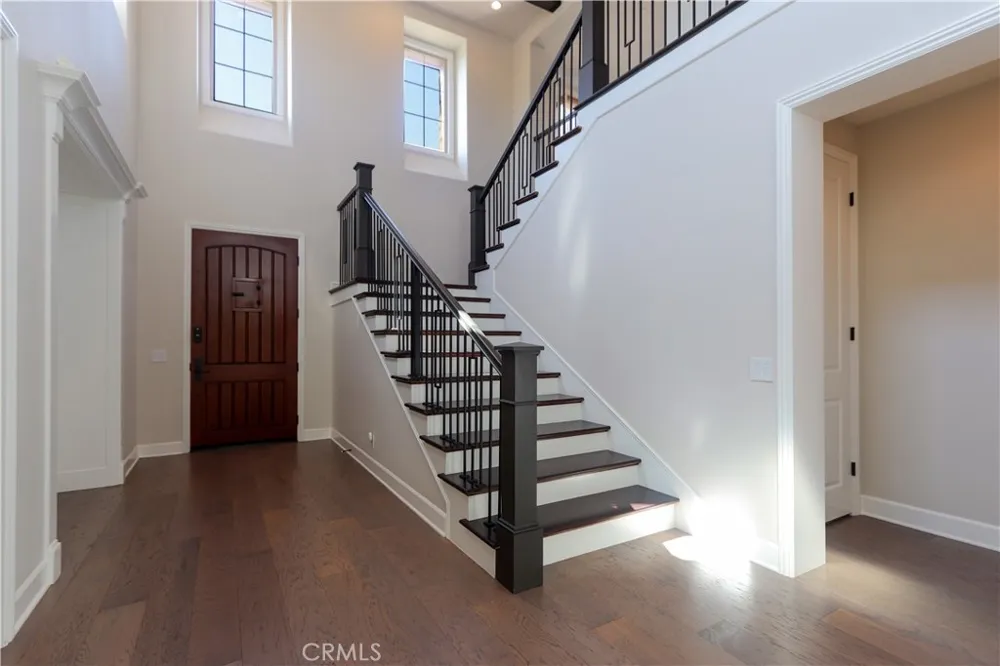 77 Sunset Cove Irvine, CA 92602