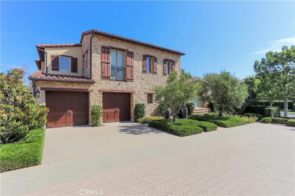 77 Sunset Cove Irvine, CA 92602