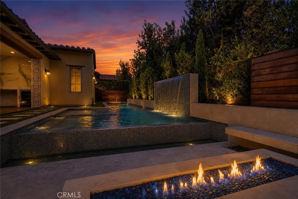77 Sunset Cove Irvine, CA 92602