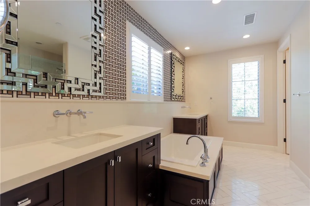77 Sunset Cove Irvine, CA 92602