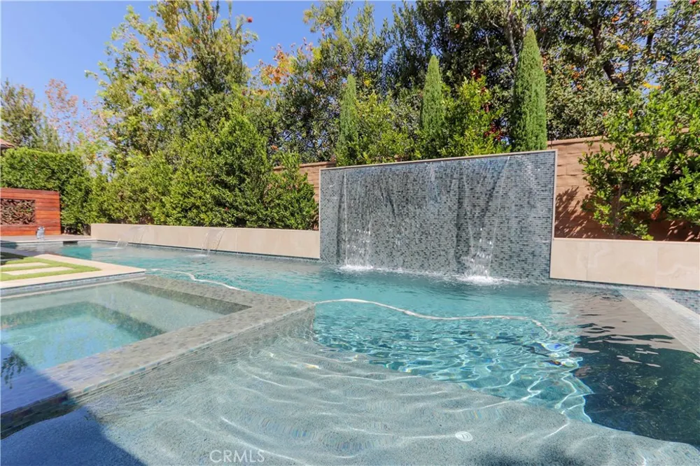 77 Sunset Cove Irvine, CA 92602