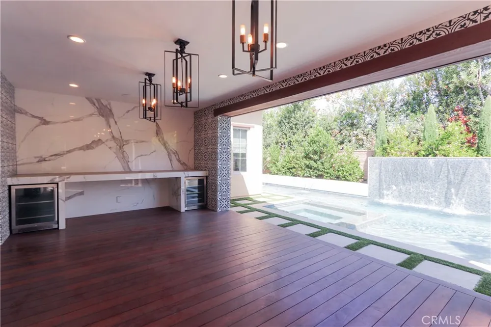 77 Sunset Cove Irvine, CA 92602