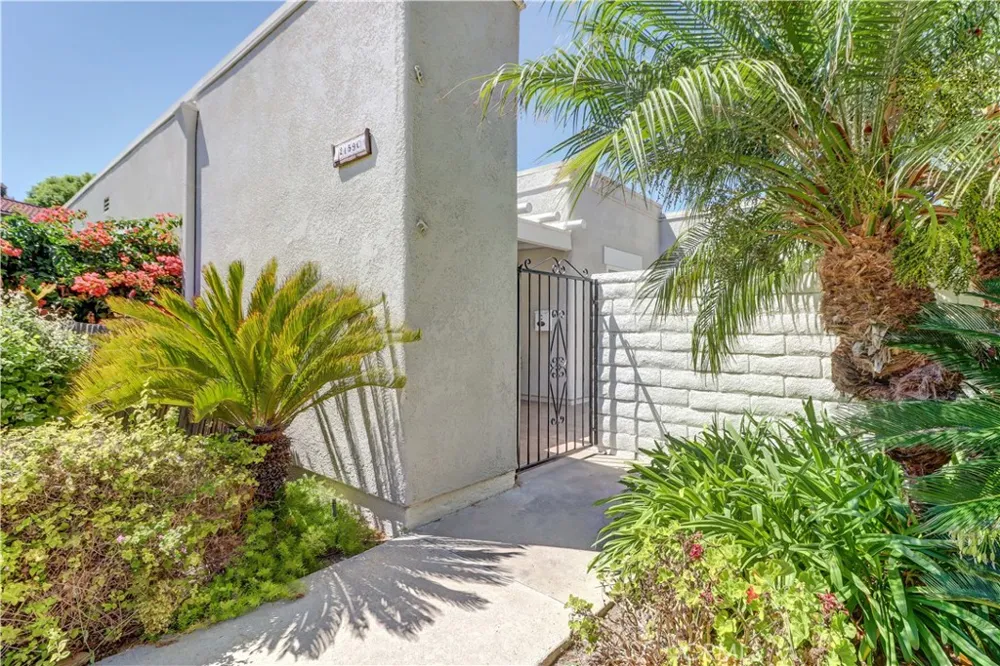 2159 Via Mariposa E #C Laguna Woods, CA 92637