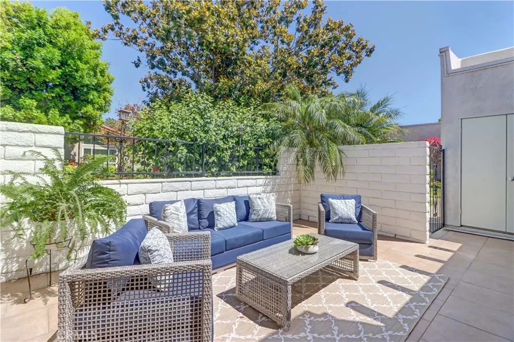 2159 Via Mariposa E #C Laguna Woods, CA 92637