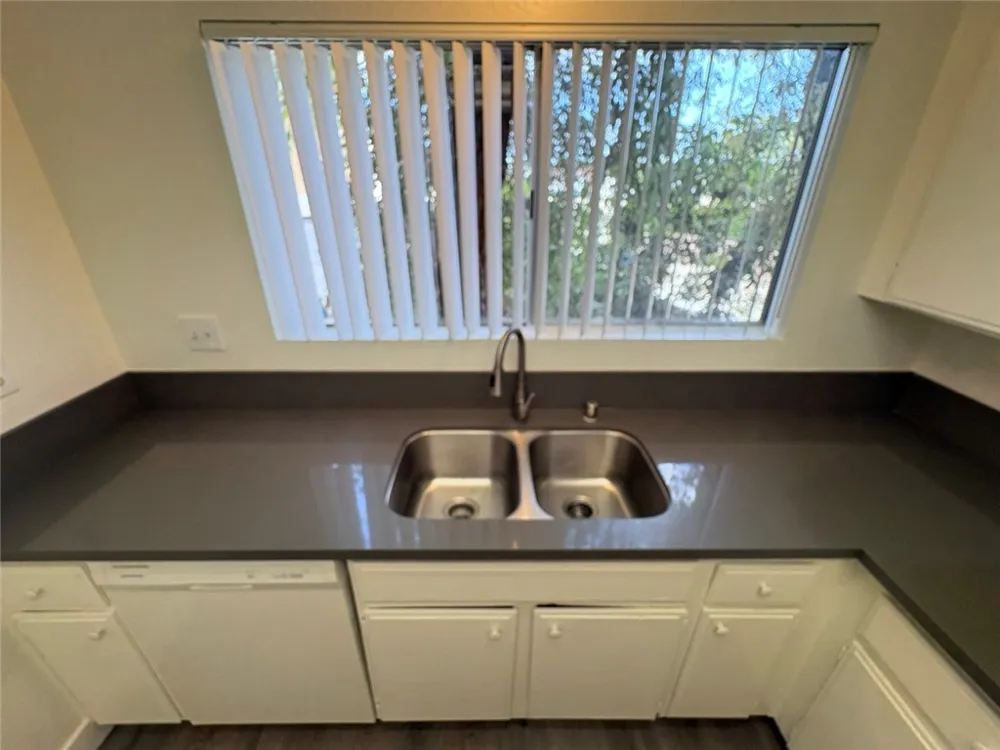 3210 W W. Orange Avenue #22 Anaheim, CA 92804