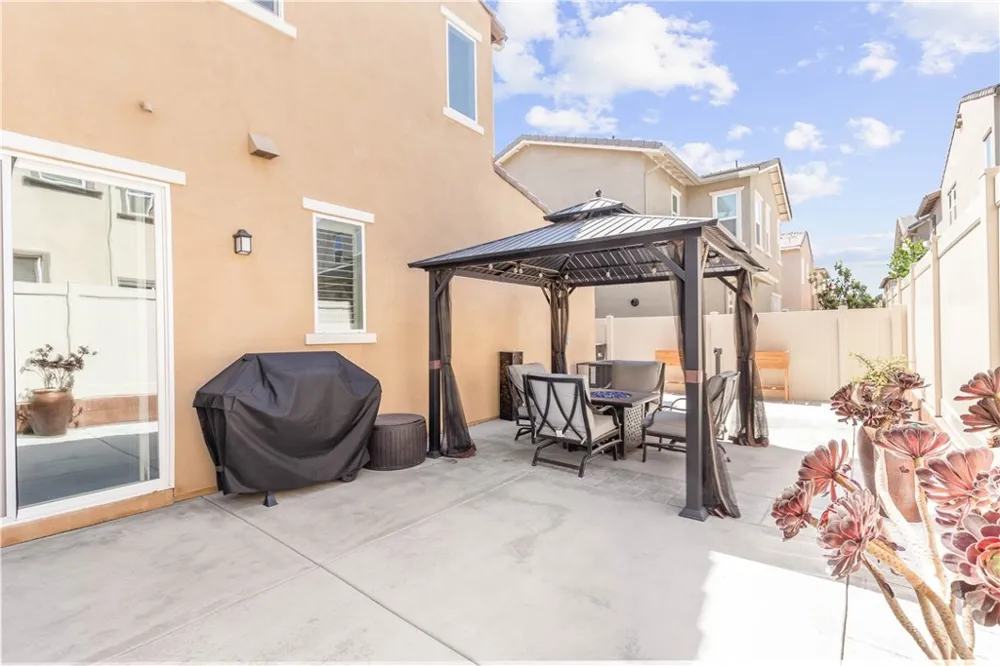 8653 Bay Laurel Street Chino, CA 91708