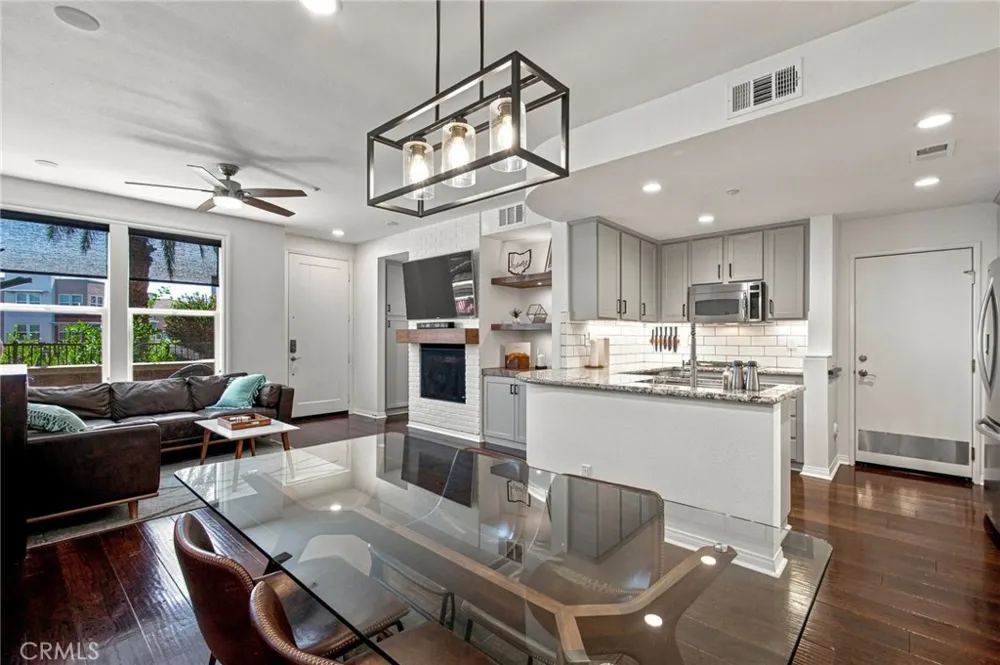 12 Midtown Aliso Viejo, CA 92656