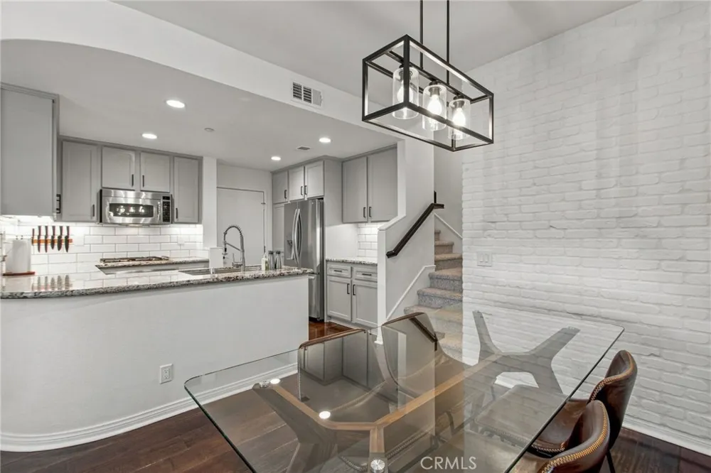 12 Midtown Aliso Viejo, CA 92656