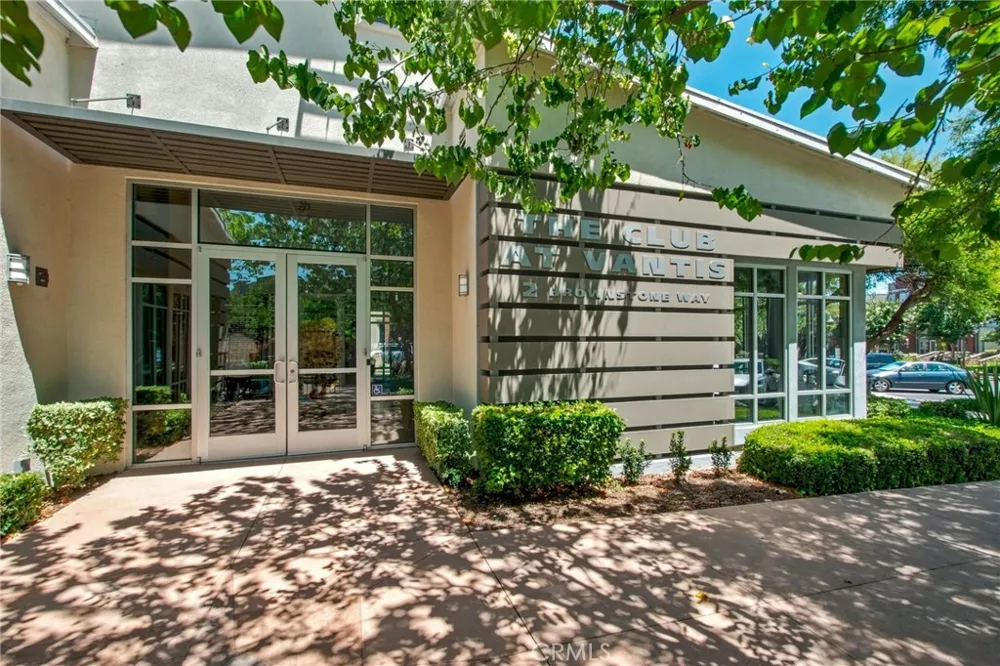 12 Midtown Aliso Viejo, CA 92656