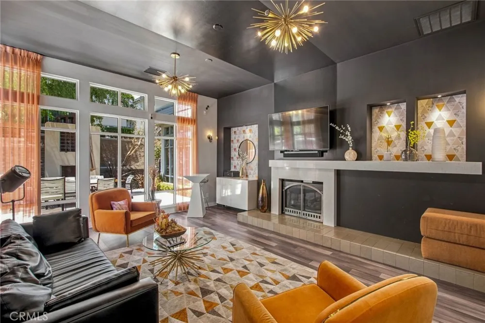 12 Midtown Aliso Viejo, CA 92656