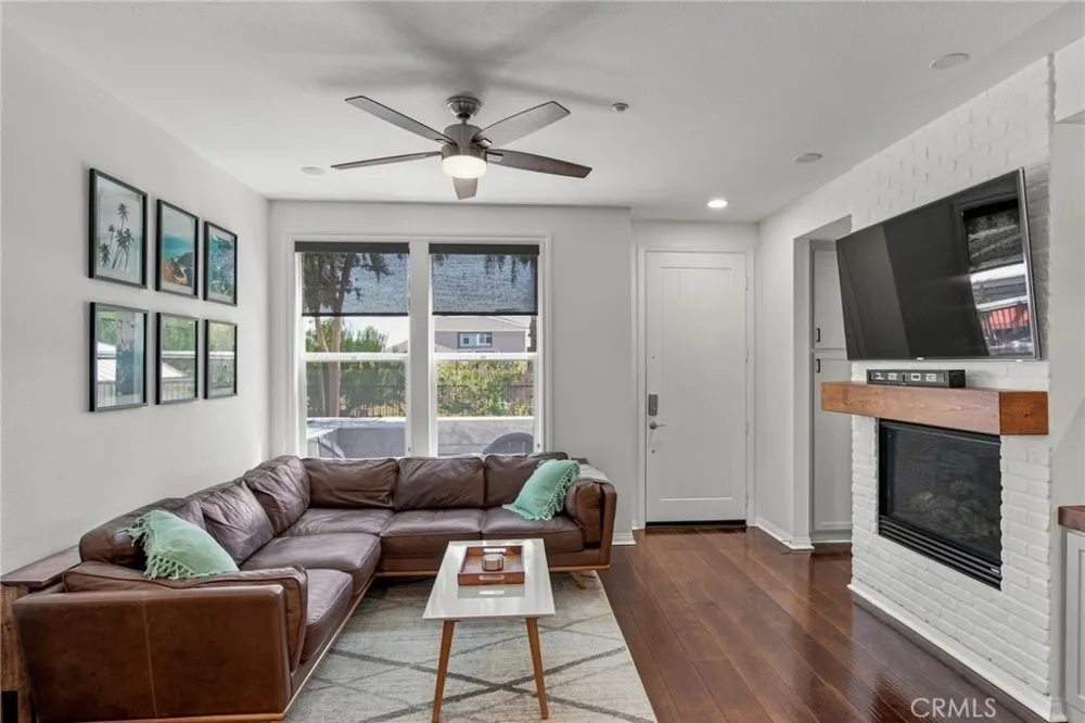 12 Midtown Aliso Viejo, CA 92656
