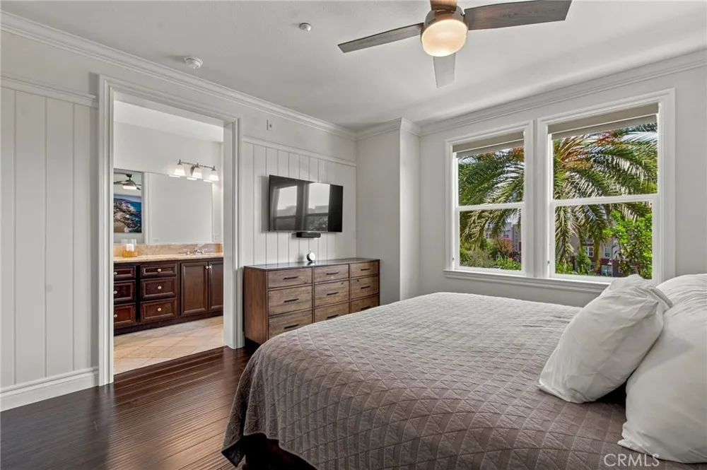 12 Midtown Aliso Viejo, CA 92656