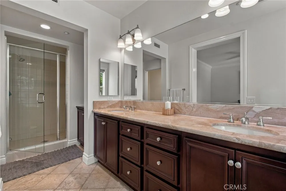 12 Midtown Aliso Viejo, CA 92656
