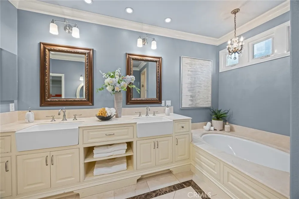 19292 Jasper Hill Trabuco Canyon, CA 92679