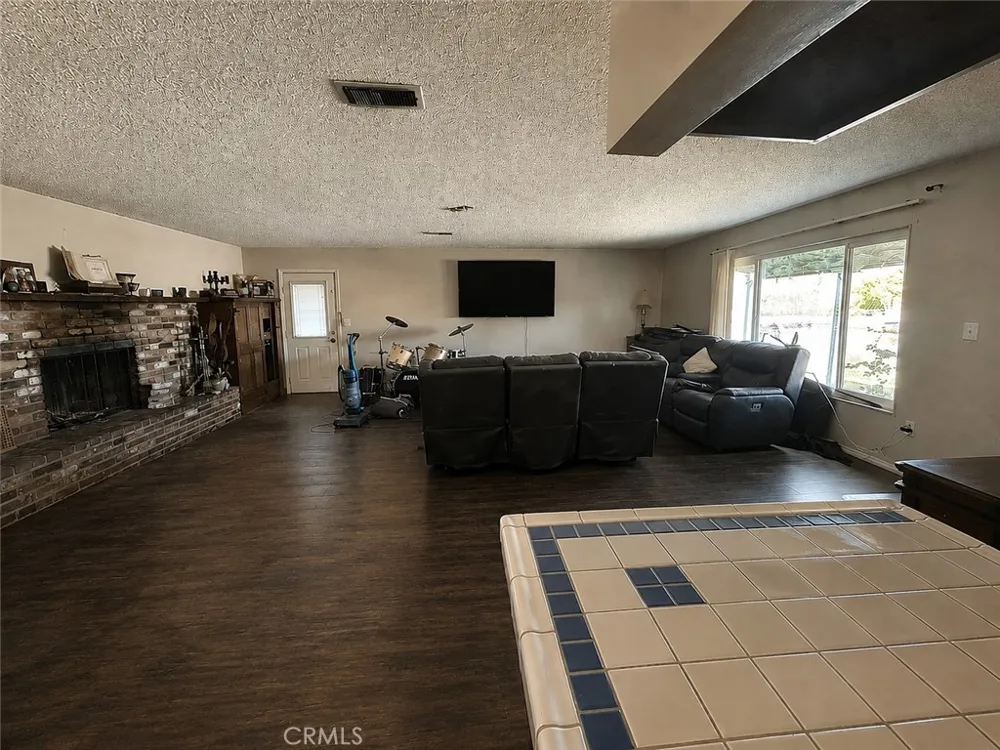 2016 Peru Needles, CA 92363