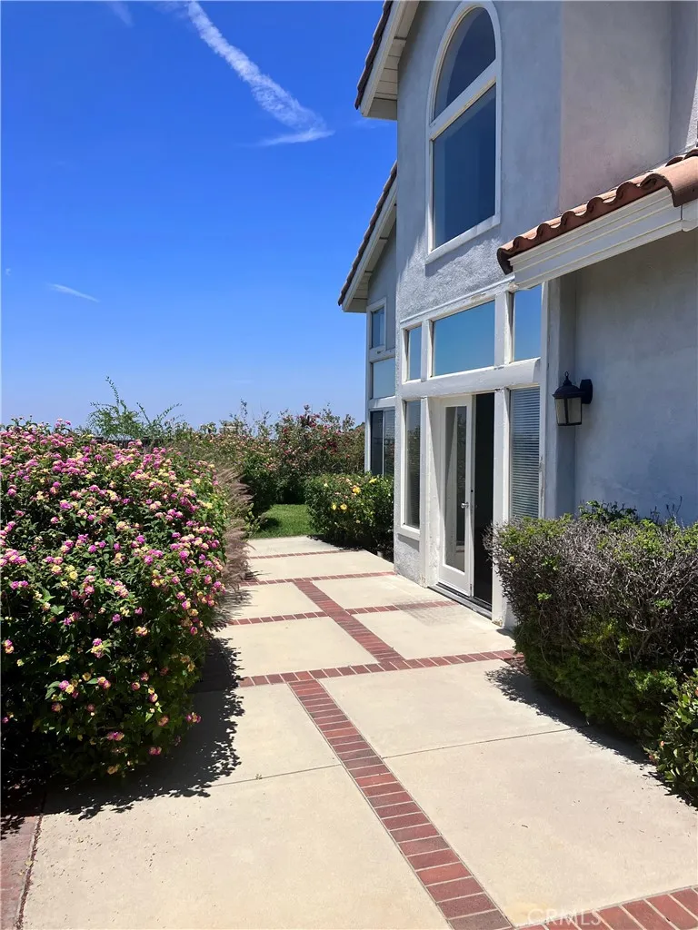 6609 E Pinnacle Pointe Orange, CA 92869