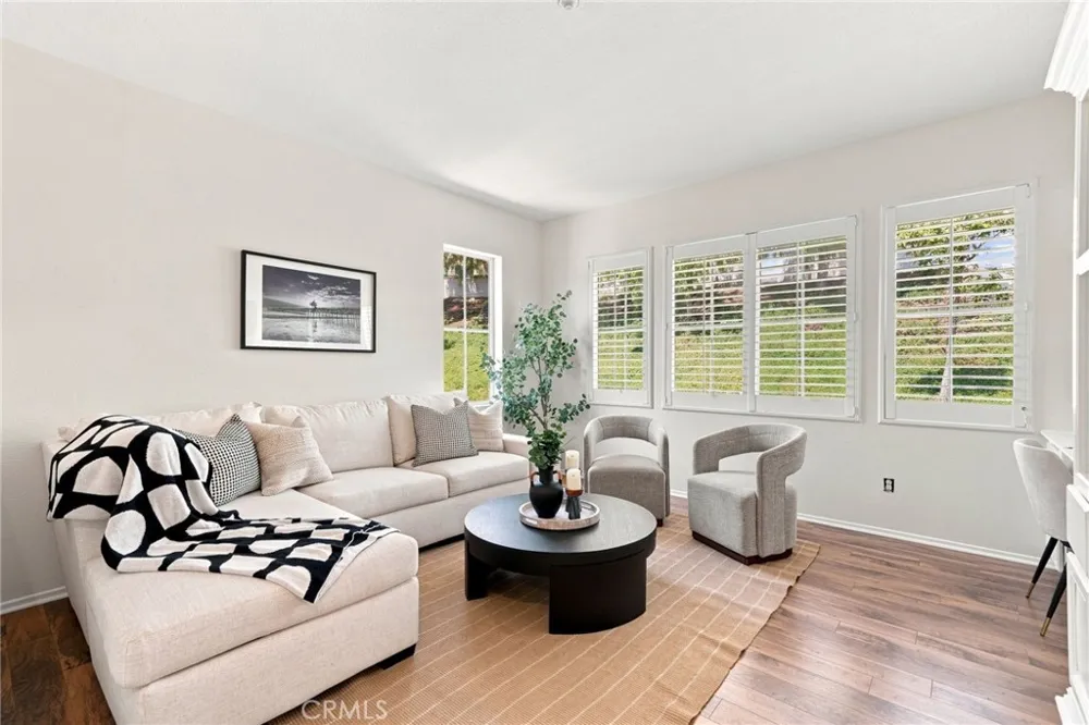 15 Calle Calurosa San Clemente, CA 92673