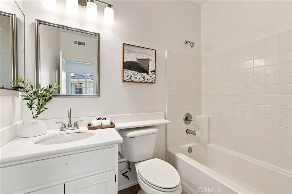 15 Calle Calurosa San Clemente, CA 92673