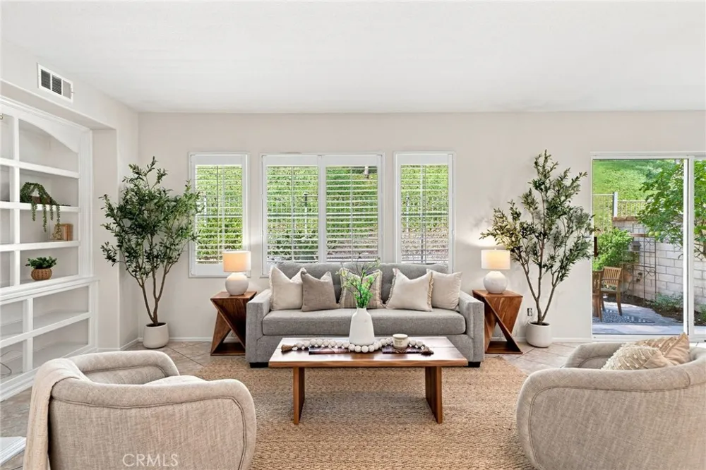 15 Calle Calurosa San Clemente, CA 92673