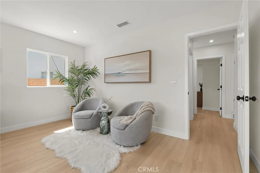 2121 S 3rd Arcadia, CA 91006
