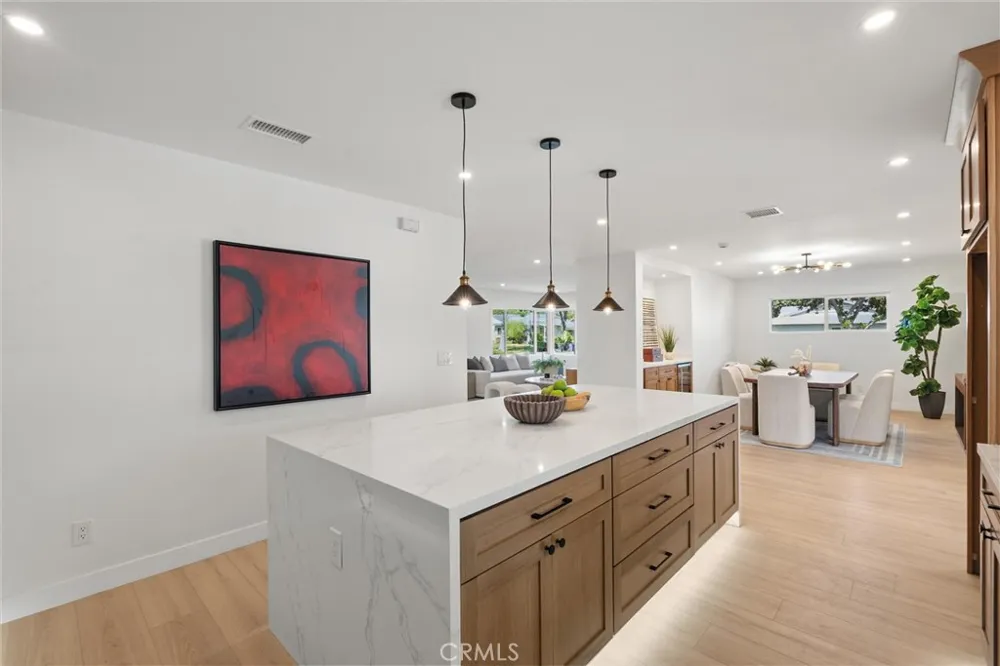 2121 S 3rd Arcadia, CA 91006