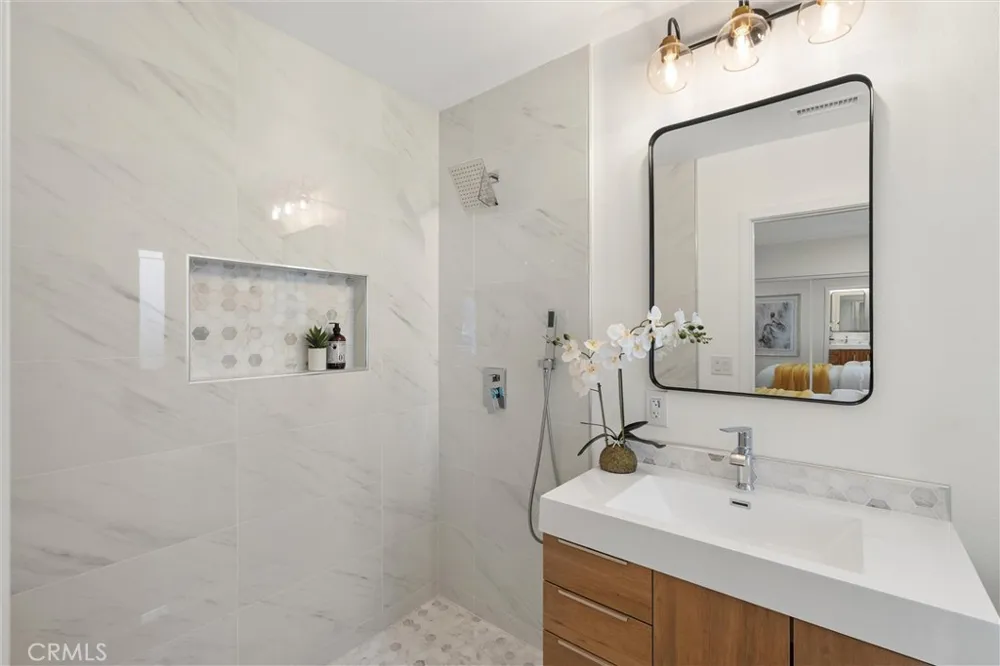 2121 S 3rd Arcadia, CA 91006