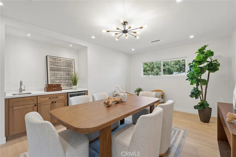 2121 S 3rd Arcadia, CA 91006