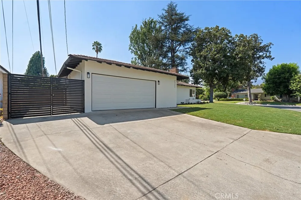2121 S 3rd Arcadia, CA 91006